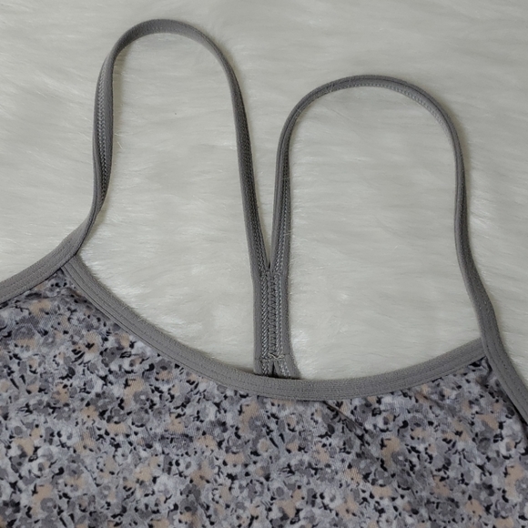 Lululemon Flow Y Bra IV
Petite Fleur Silver Spoon - Picture 3 of 9
